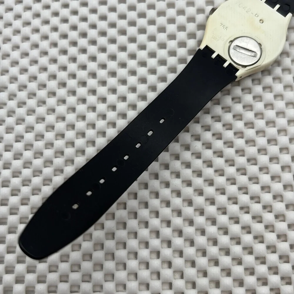 Swatch watch gw400